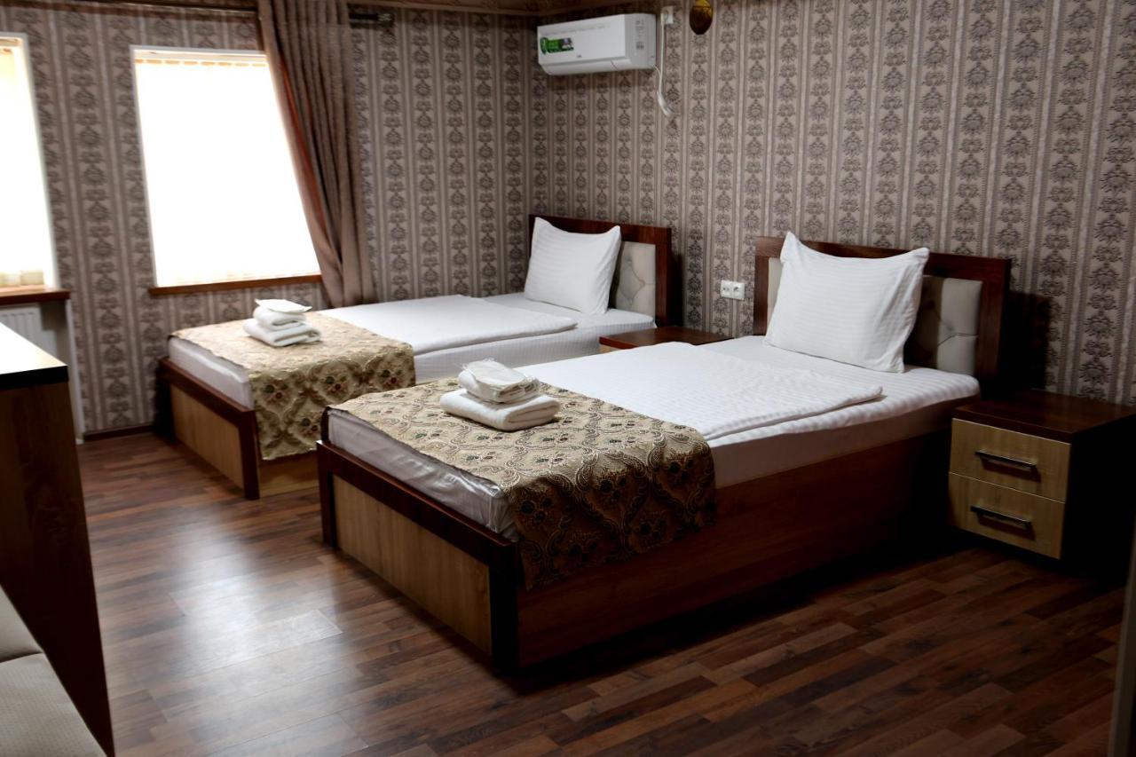 Hotel Plaza 777 Samarkand Esterno foto
